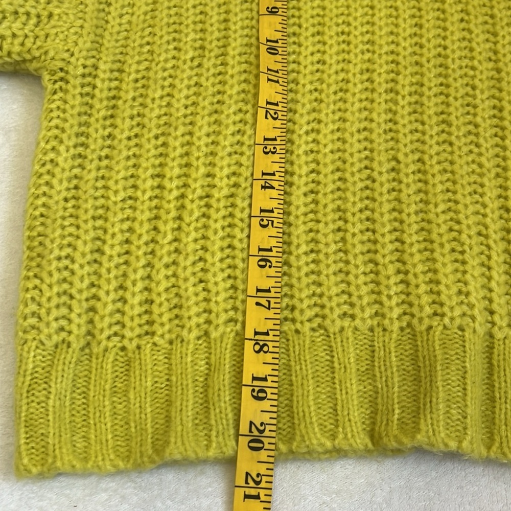 American Eagle Women’s Cropped Chunky Knit Sweater Size XS - Picture 6 of 8